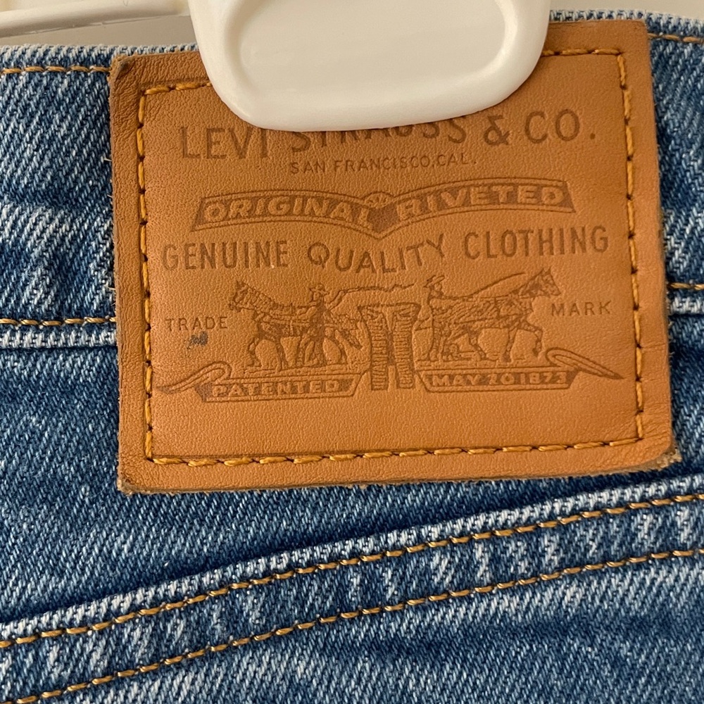 Levi's Denim Ribcage Straight - Picture 6 of 6